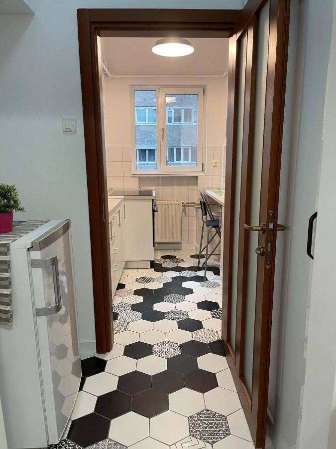 Interbellic Flat Apartment Bucharest Exterior photo